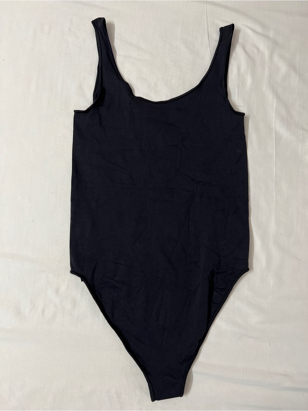 SKIMS Essential Scoop Neck Bodysuit Black